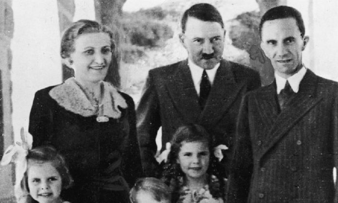 A Goebbels család Hitlerrel nagy