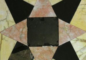 A rekonstruált csempe a Második Templomból - fotó: Zachi Dvira
