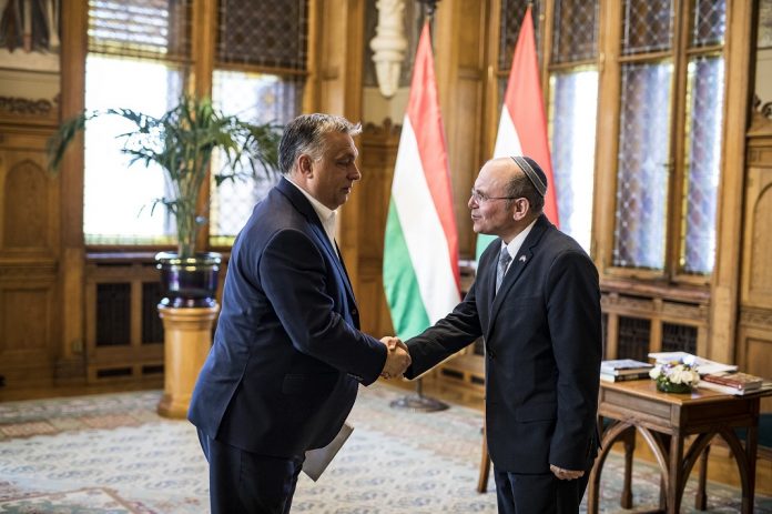Orbán Viktor magyar miniszterelnök fogadja Meir Ben-Sabatot, Izrael nemzetbiztonsági fõtanácsadóját az Országházban 2018. június 27-én. – fotó: Szecsõdi Balázs / MTI