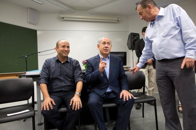Bennett, Netanjahu és Huldai, 2015 - fotó: Moti Milrod