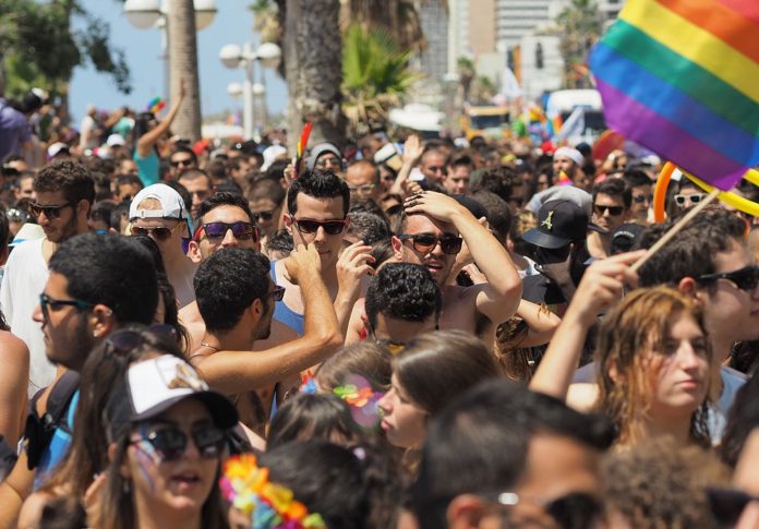 Tel-Aviv Gay Pride Parade, 2015 - fotó: GeorgeDement / Flickr Tel-Aviv Gay Pride Parade, 2015 - fotó: GeorgeDement / Flickr