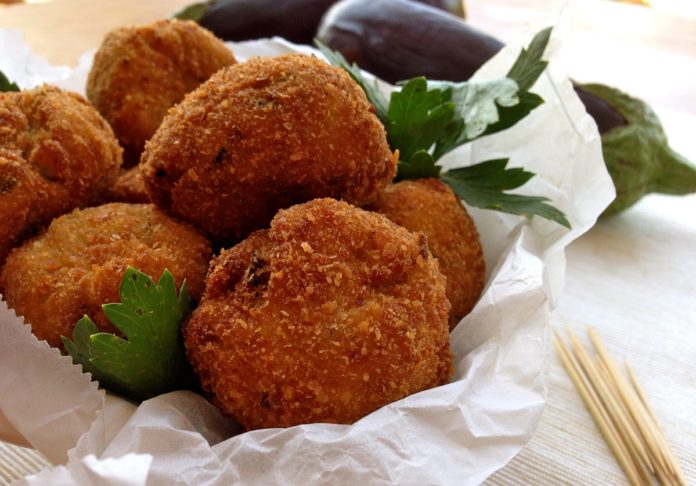 padlizsán falafel