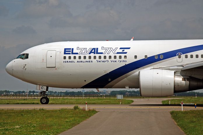 Az El-Al izraeli légitársaság 4X-EAC gépe