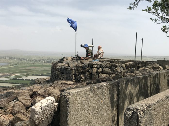 ENSZ katona Szíriát figyeli Izraelből Bental - hegyen -fotó: Izraelinfo
