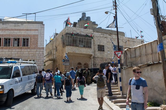 megtorjuk a csendet hallgatast hebron sovrim stika