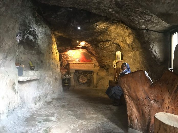 Keresztelő Szent János barlangja - fotó: szerző