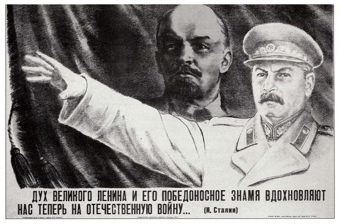 Sztálin, Lenin - fotó: Wikipedia