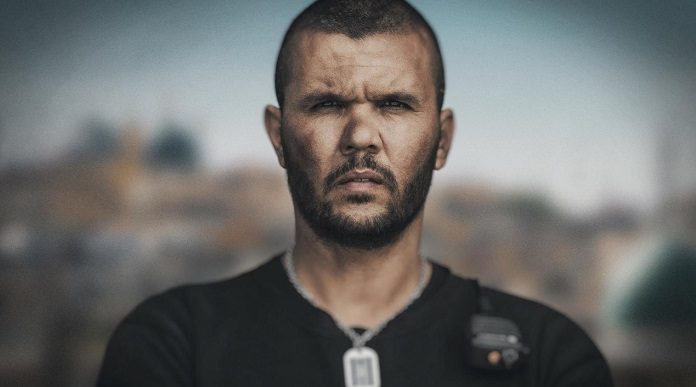 A Jeruzsálemi körzet dokumentumfilm egyik rendőre