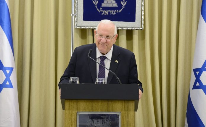 Reuven (Ruvi) Rivlin elnök jeruzsálemi rezidenciáján - fotó: Mark Neyman / GPO Reuven (Ruvi) Rivlin elnök jeruzsálemi rezidenciáján - fotó: Mark Neyman / GPO