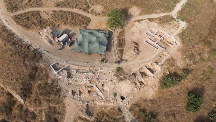 Az ásatás helyszíne Tel Lakisban