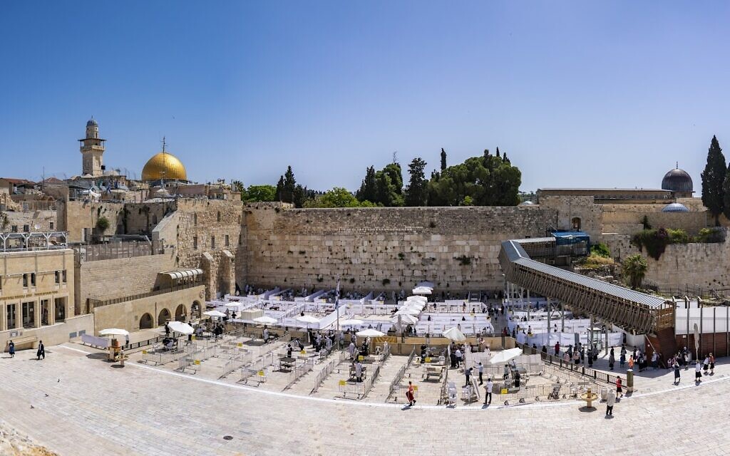 Jeruzsálem óvárosában a Nyugati fal, 2020. május fotó:. Yaniv Berman / Izrael Régiségek Hatósága