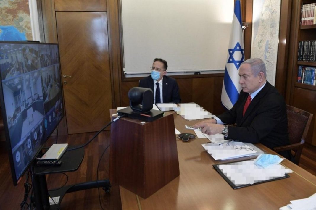 Netanjahu a kabinetülés elején - fotó: Kobi Gideon / GPO