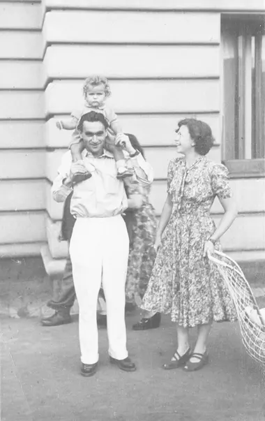 Rudolf Vrba feleségével, Gertával és lányával, Helenával