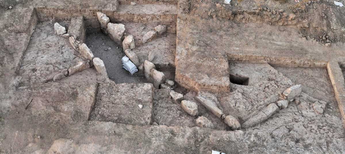 Izrael földjének eddigi legrégebbi városkapuját fedezték fel