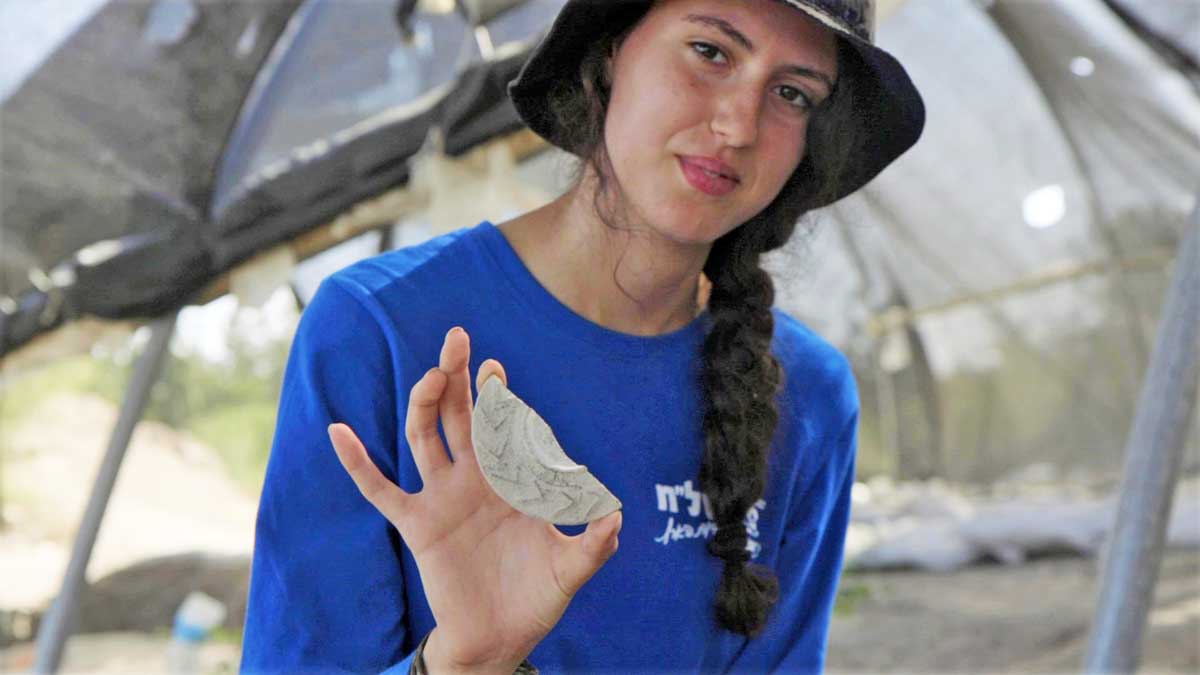 Egy diáklány ősi “varázstükörre” bukkant Izraelben